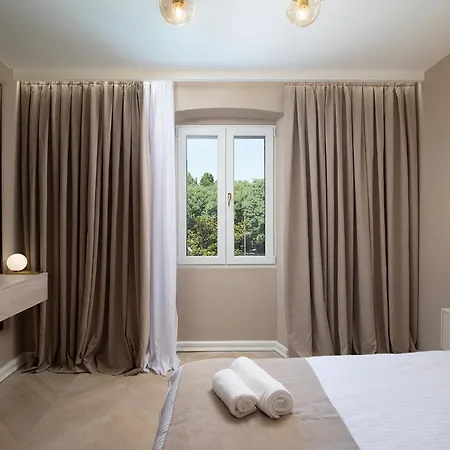 Via Flavia Luxury With Free Private Parking